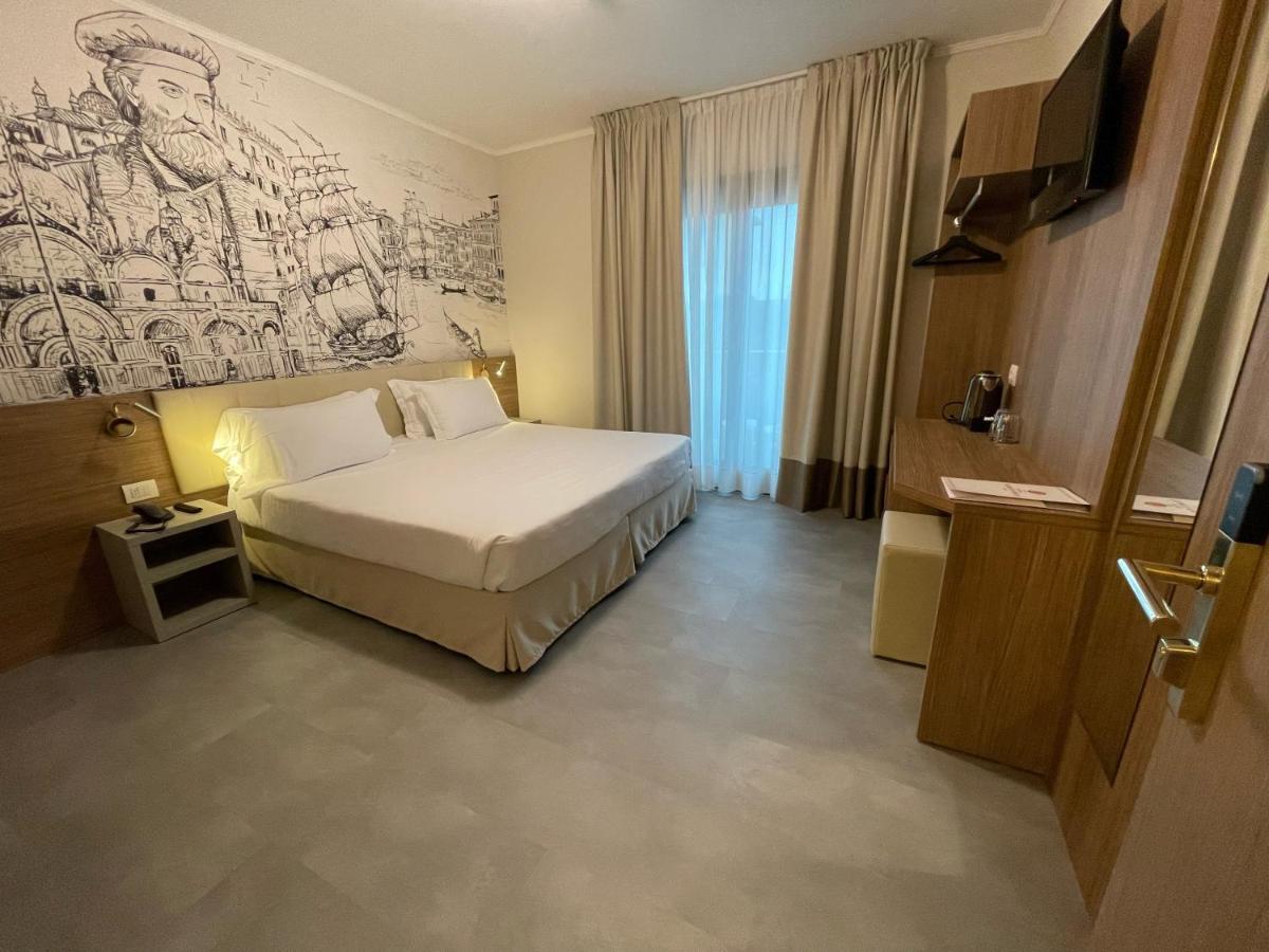 Marco Polo Hotel